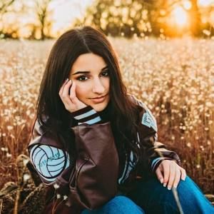 Meet your Posher, Lexi